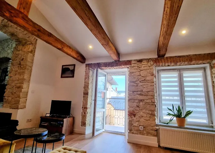 Apartmán Bialy Kruk Vis-a-vis Jasnej Gory 5b Čenstochová